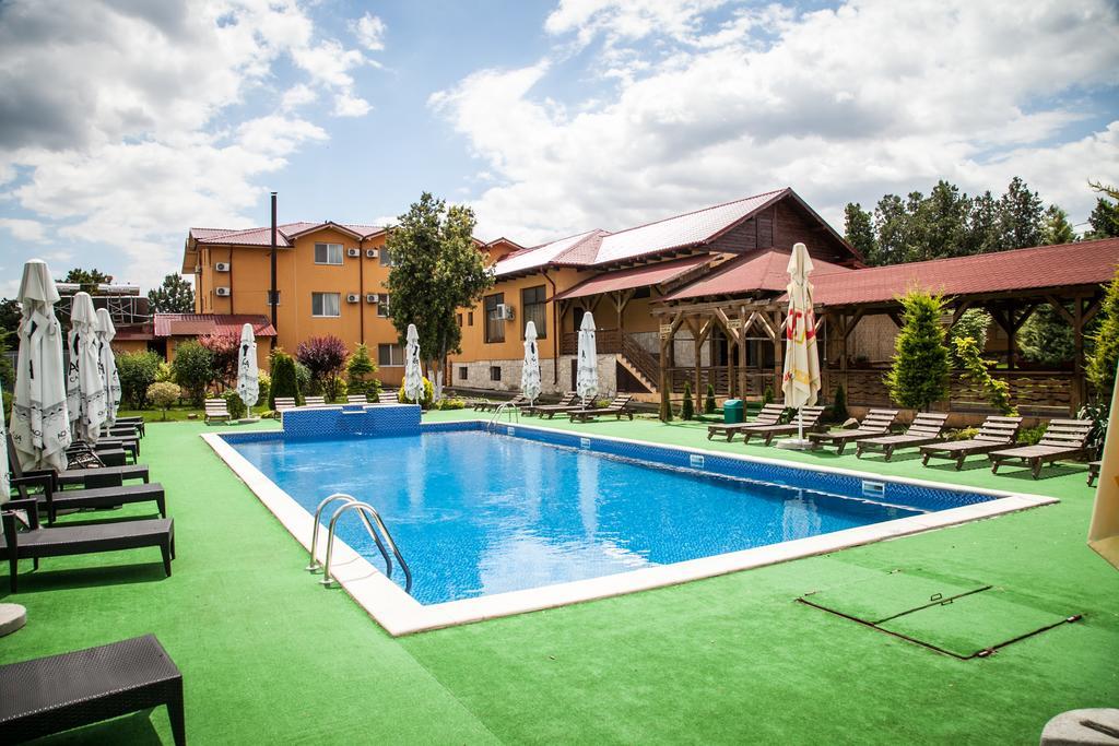Hotel Mondial - באיה מראה חיצוני תמונה